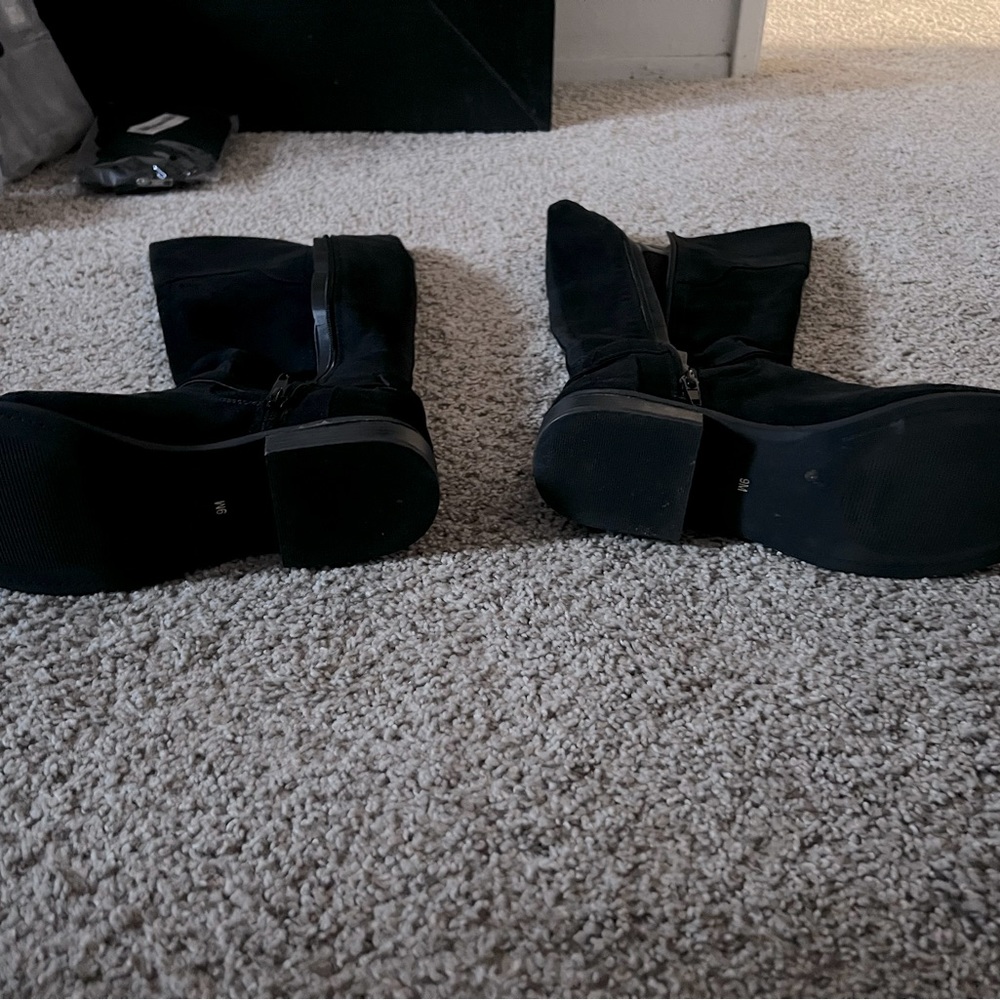 Black suede and gold Boots